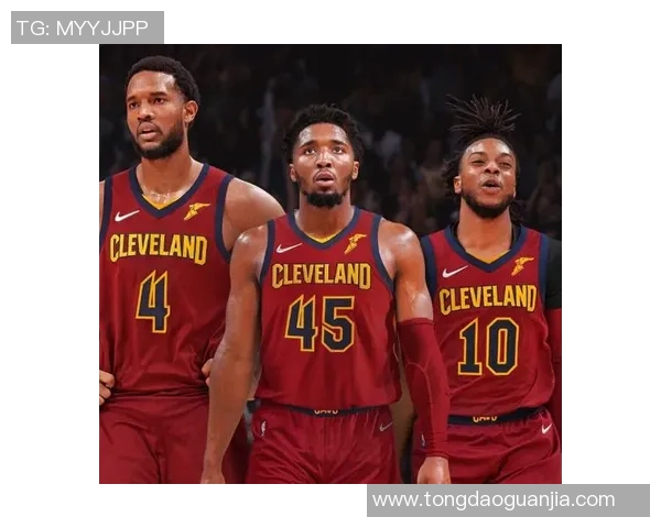 爵士队与骑士队历史交锋记录分析及比分回顾